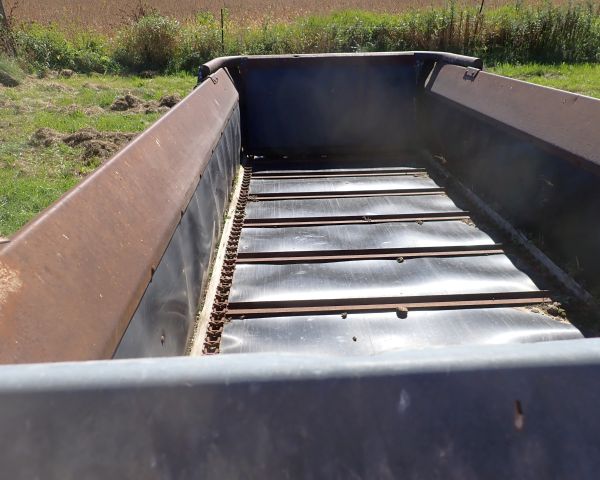Auction listing photo