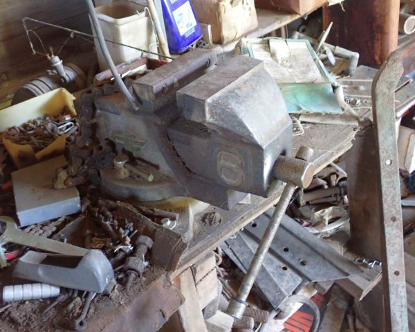 Auction listing photo