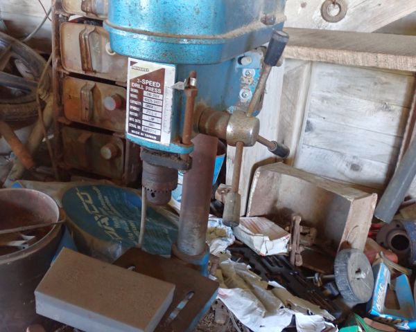 Auction listing photo