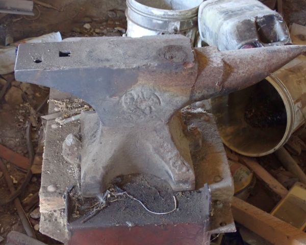 Auction listing photo