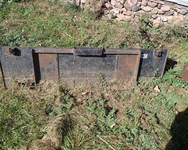 Auction listing photo