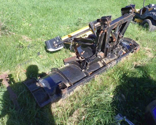 Auction listing photo