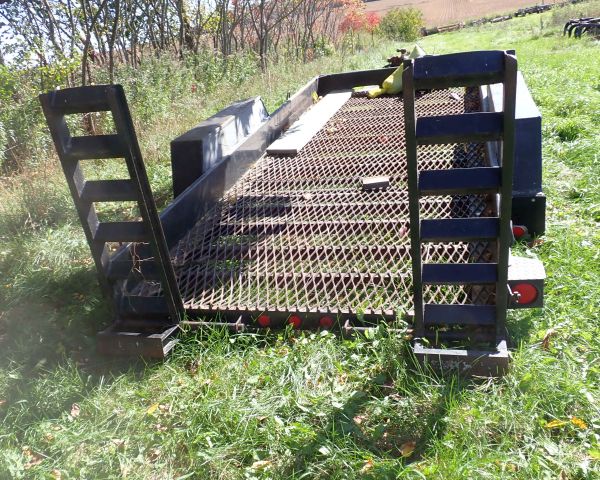 Auction listing photo