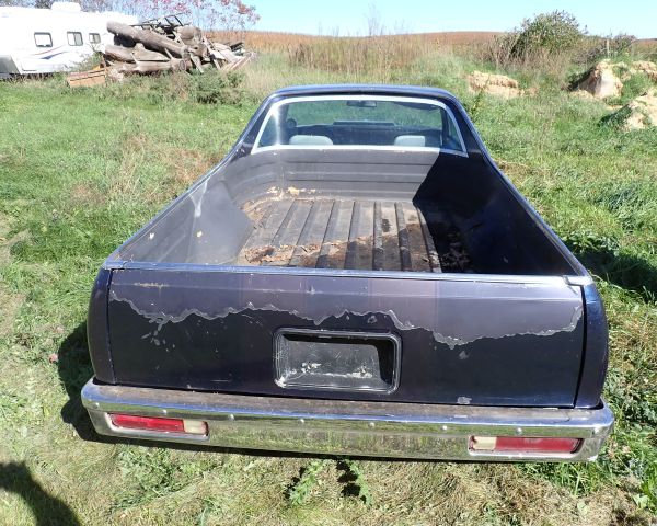 Auction listing photo