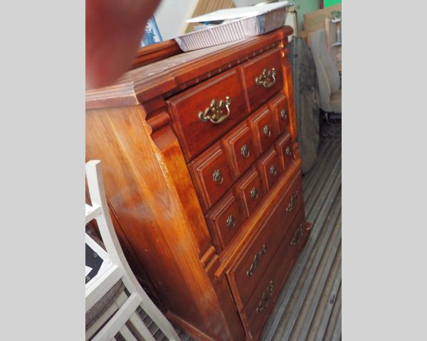 Auction listing photo
