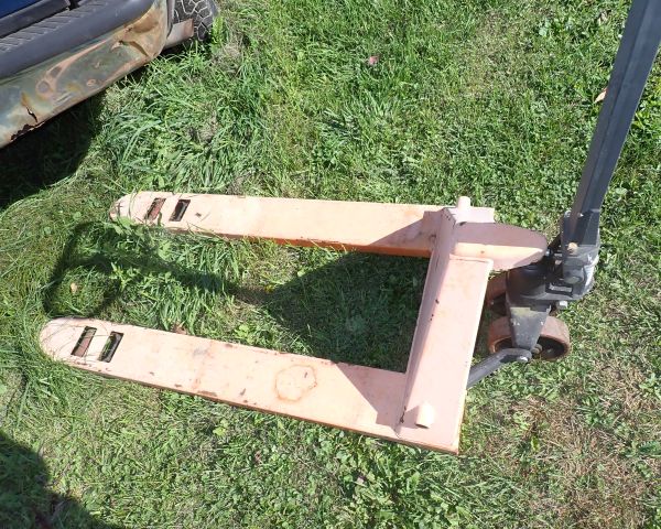 Auction listing photo