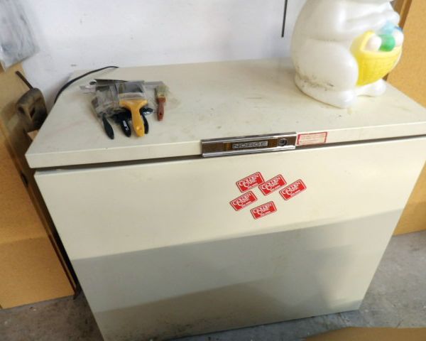auction image