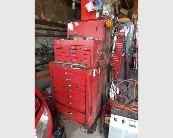 auction image