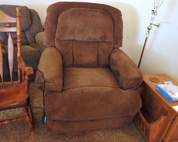Auction listing photo