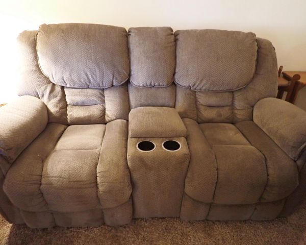 Auction listing photo