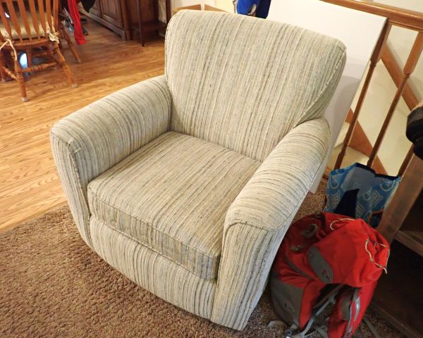 Auction listing photo