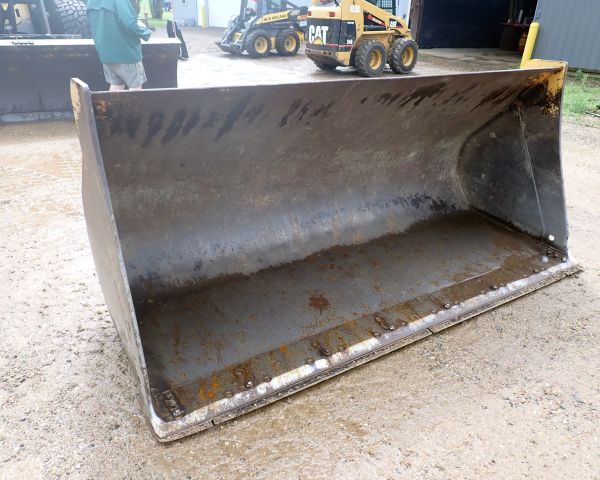 Auction listing photo