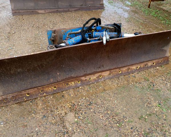 Auction listing photo