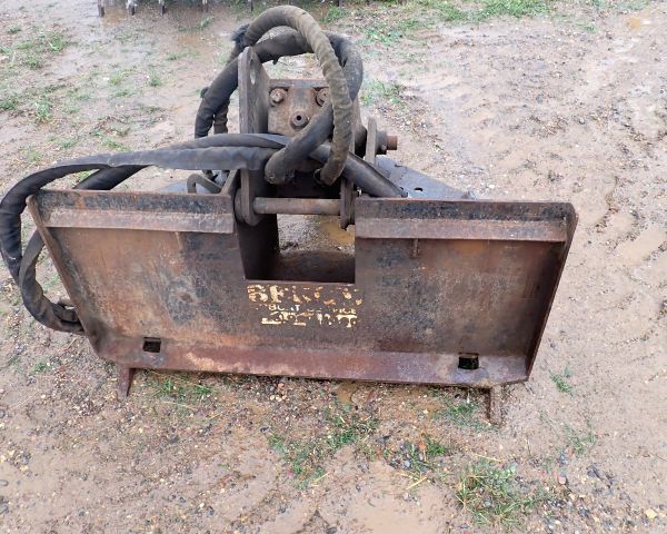 Auction listing photo