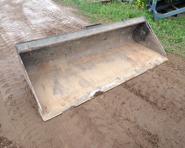 Auction listing photo