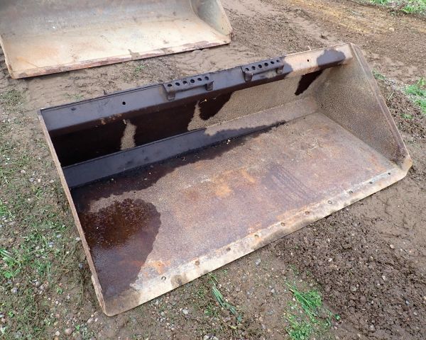Auction listing photo