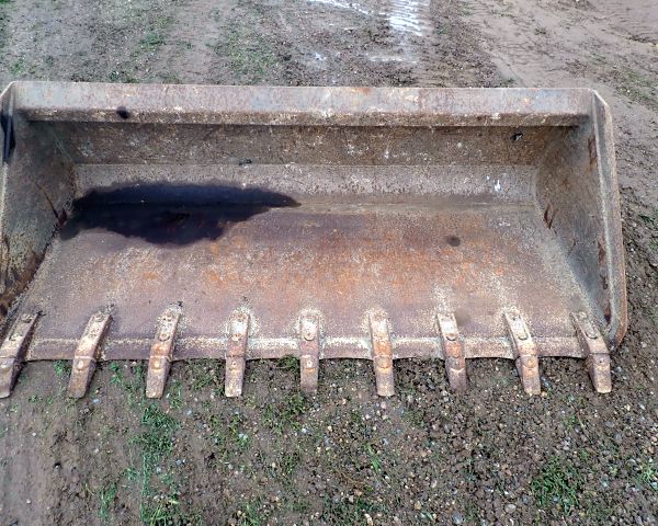 Auction listing photo