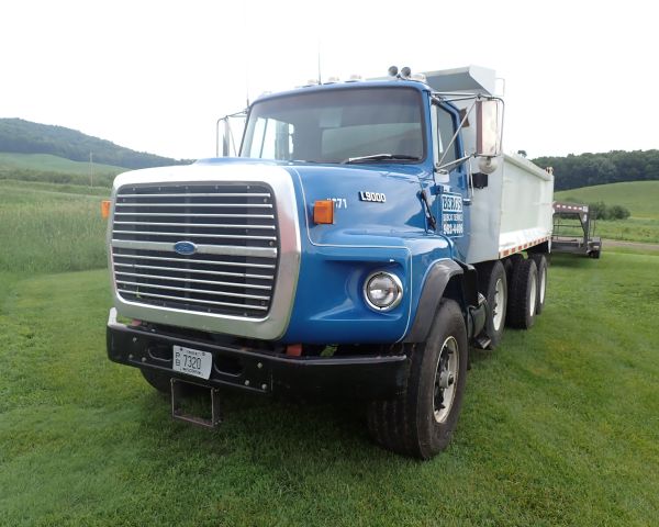 Auction listing photo