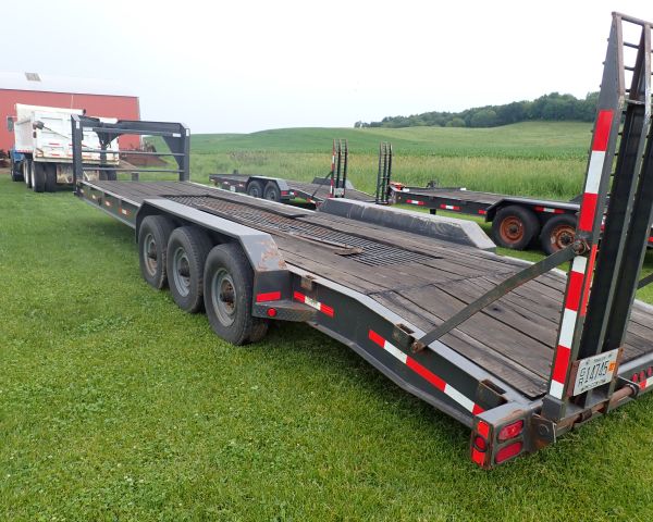 Auction listing photo
