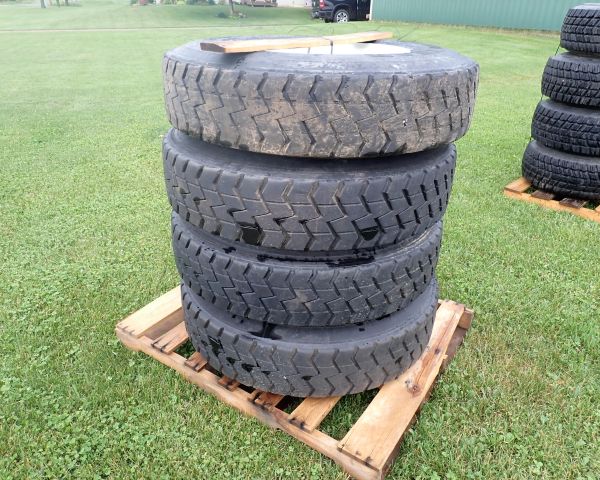 Auction listing photo