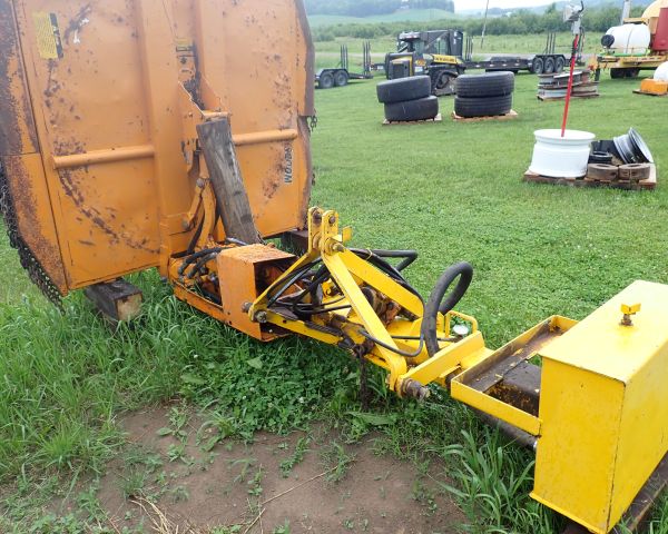 Auction listing photo