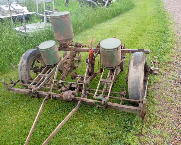 Auction listing photo