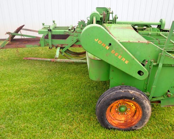 Auction listing photo