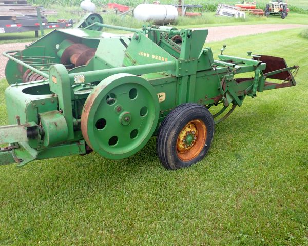 Auction listing photo