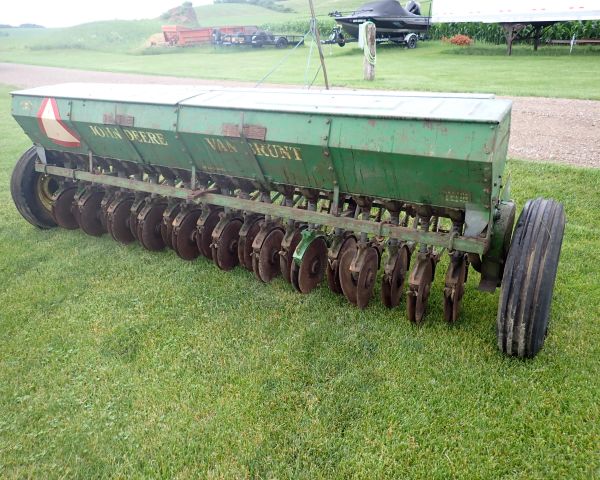 Auction listing photo