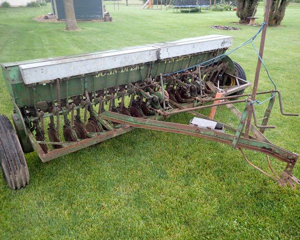 Auction listing photo