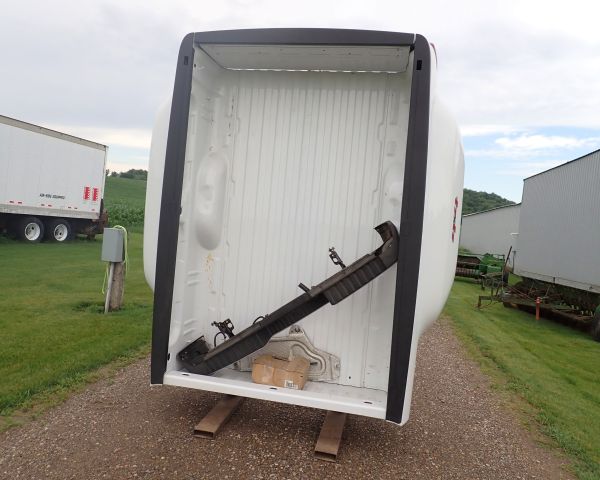 Auction listing photo