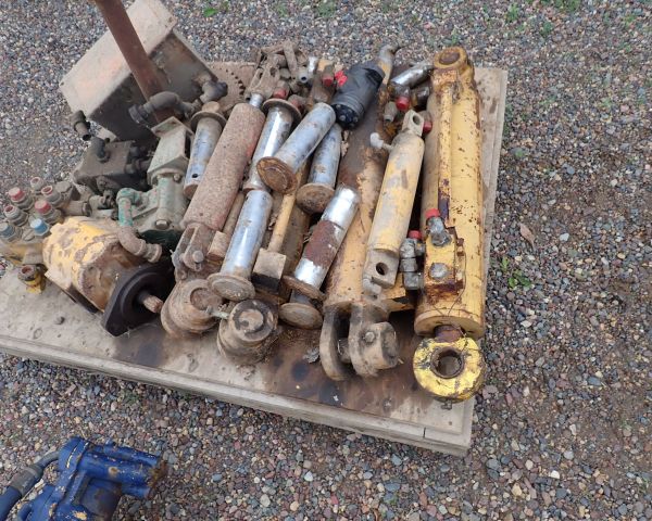 Auction listing photo
