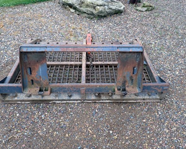 Auction listing photo