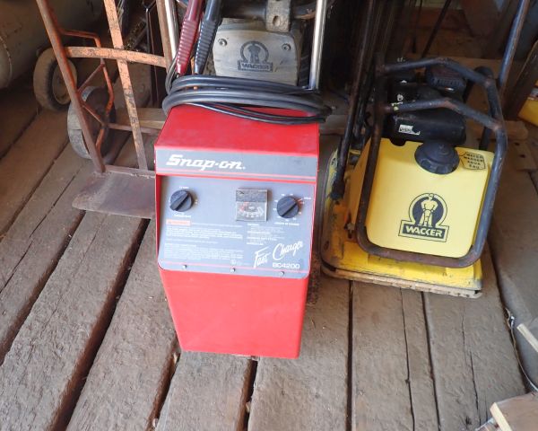 Auction listing photo