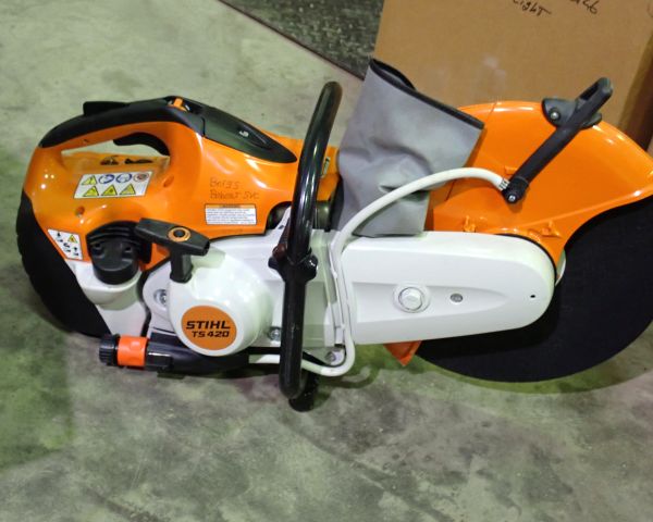 Auction listing photo