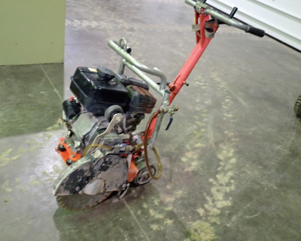 Auction listing photo