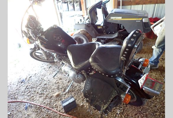 Auction listing photo