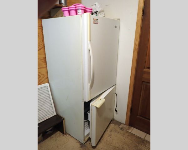 Auction listing photo