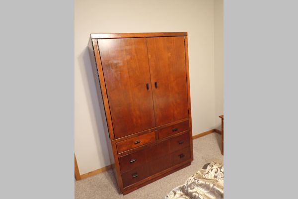 Auction listing photo