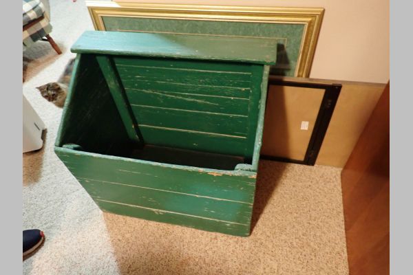 Auction listing photo