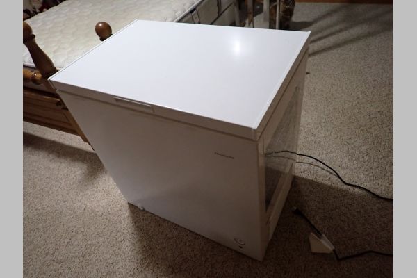 Auction listing photo