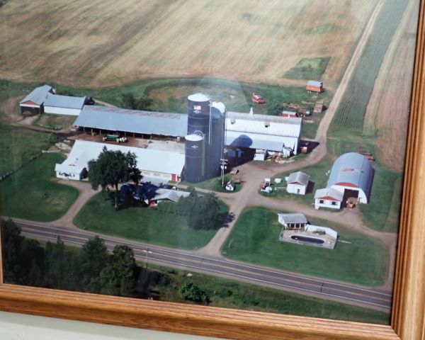 Auction listing photo