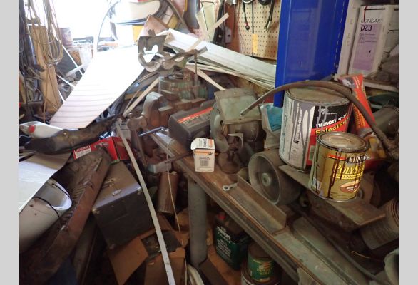 Auction listing photo