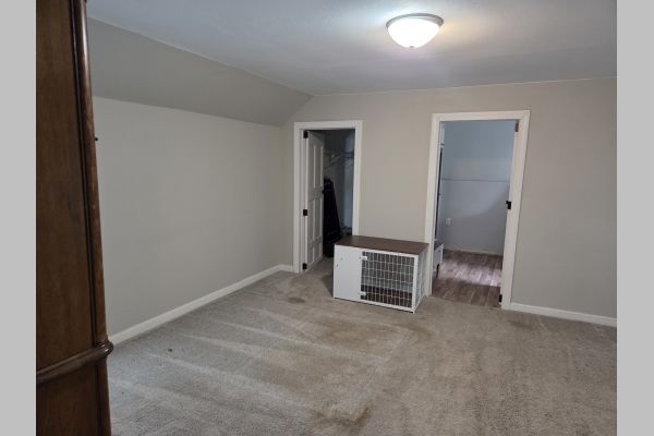 Auction listing photo