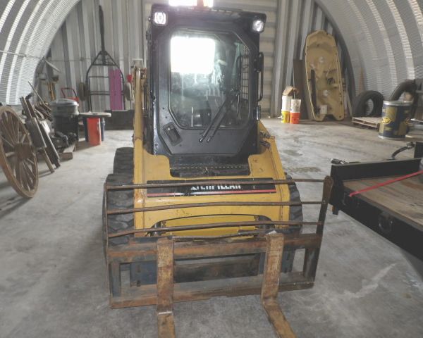 auction image