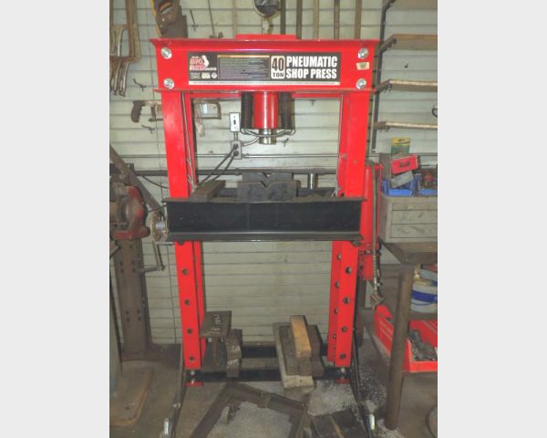 auction image