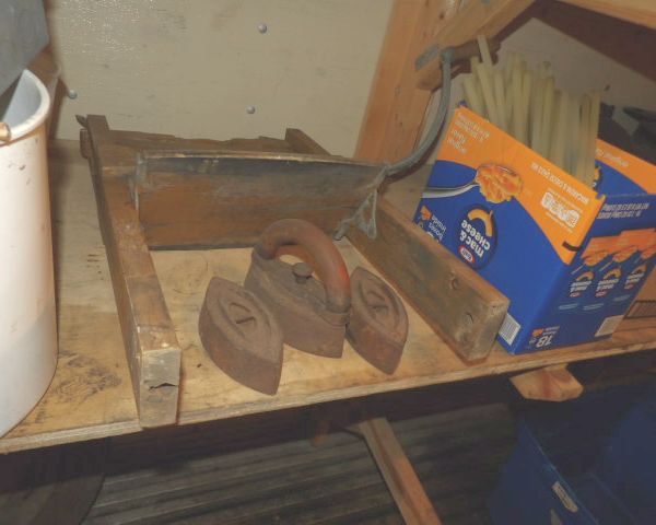 auction image