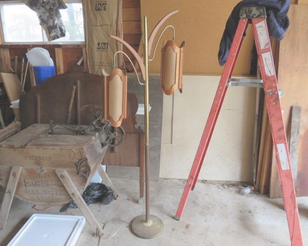 auction image