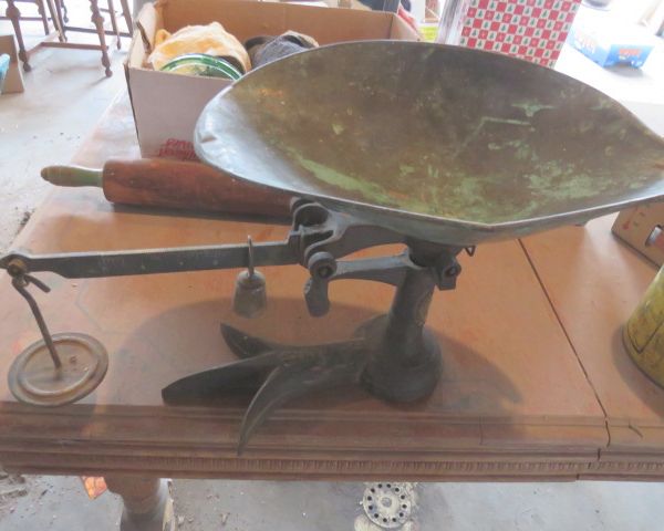 auction image