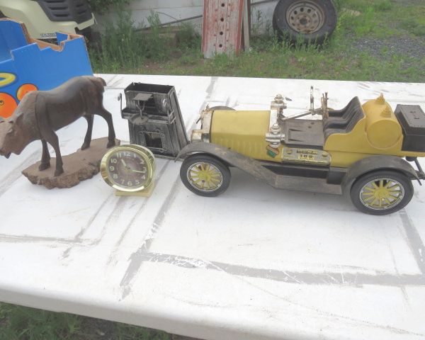 auction image